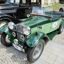 Pár fotek automobilových veteránů…