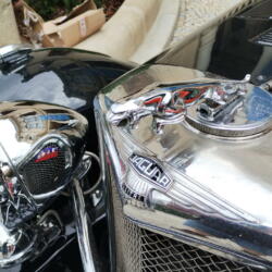 Pár fotek automobilových veteránů…