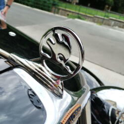 Pár fotek automobilových veteránů…