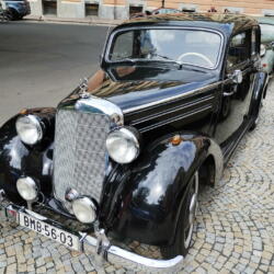 Pár fotek automobilových veteránů…