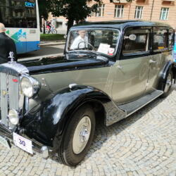 Pár fotek automobilových veteránů…