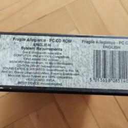 Krabice: Fragile Allegiance