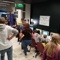 Debriefing: retroherní doupě na Maker Faire Karlovy Vary počtvrté