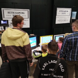 Debriefing: retroherní doupě na Maker Faire Karlovy Vary počtvrté