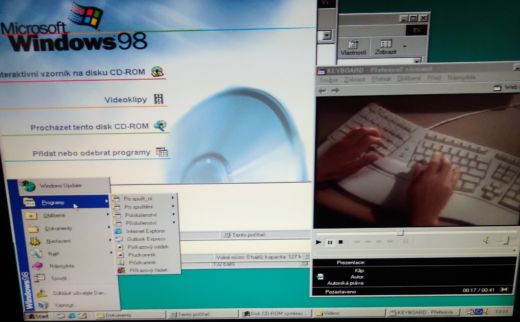 Windows 98 na „moderním“ PC