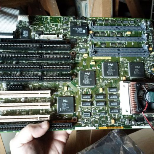 Návod: Jak získat starý PC hardware
