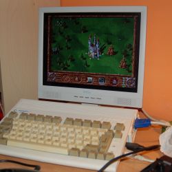 Amiga 600 – turbokarta a scandoubler jsou doma