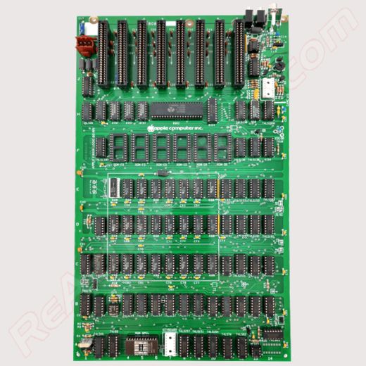 Nové základní desky pro Apple II / II Plus v prodeji