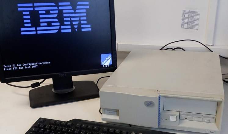 IBM-130-486DX4-v1s.jpg